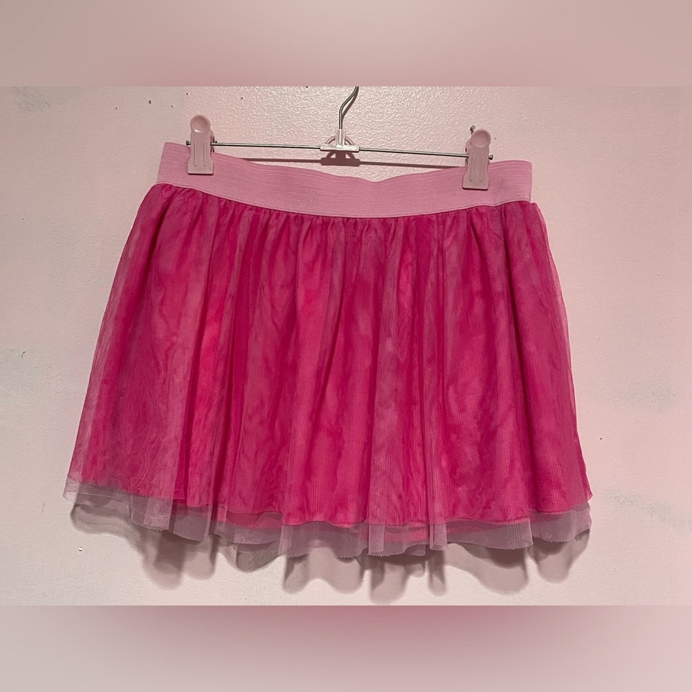 y2k scene girl skater skirt hot pink